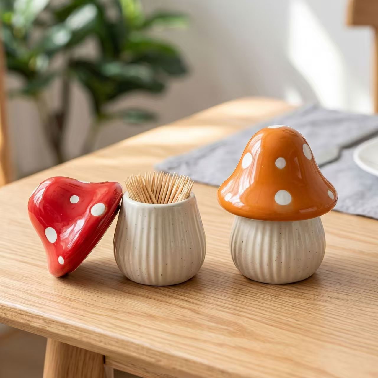 Kitchen Appliances Holder - Cartoon Mushroom Ceramic Storage Jars Home